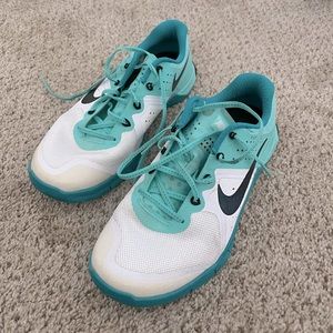 Women’s Nike Metcon shoes